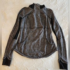 Lululemon Long Sleeved Pullover